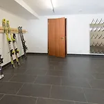 Haus Colosseo زيرمات