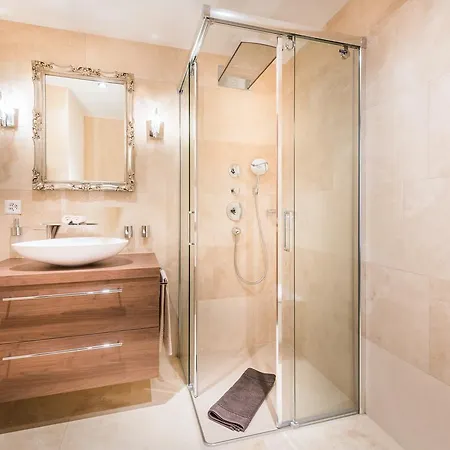 Apartment Haus Colosseo By Premium *