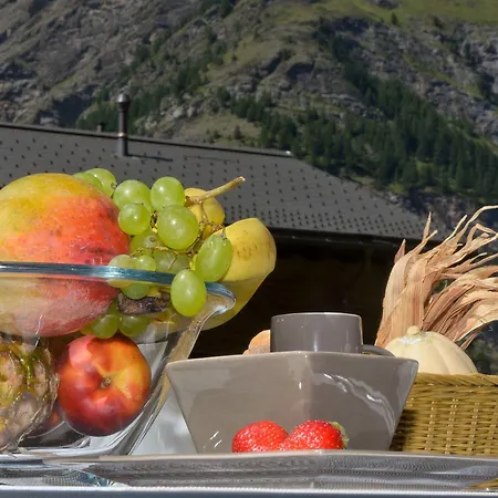 Haus Colosseo By Premium Apartmán Zermatt