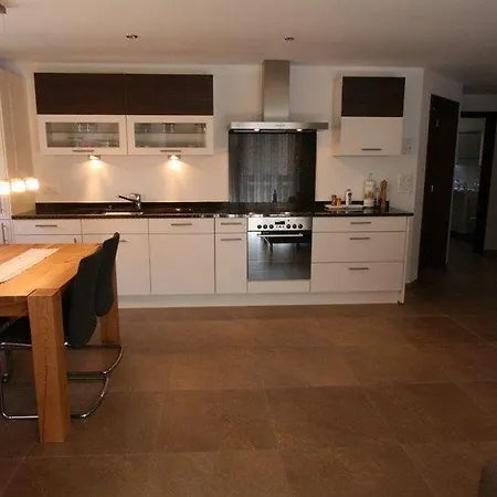 Haus Colosseo * زيرمات